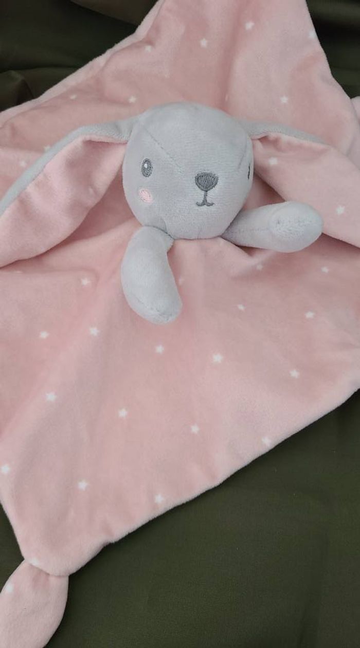 Doudou plat Lapin rose gris étoiles attache tétine SIMBA - photo numéro 2