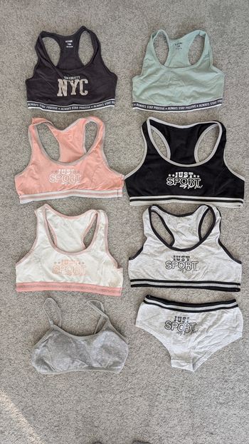 Lot de 7 brasiers fille