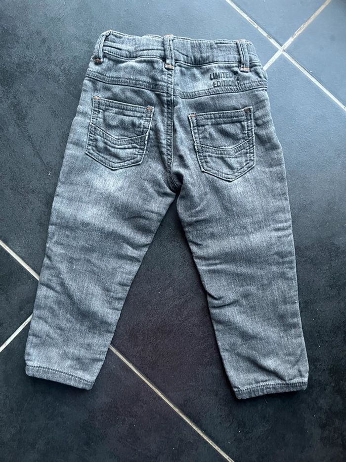 Jean noir - photo numéro 2