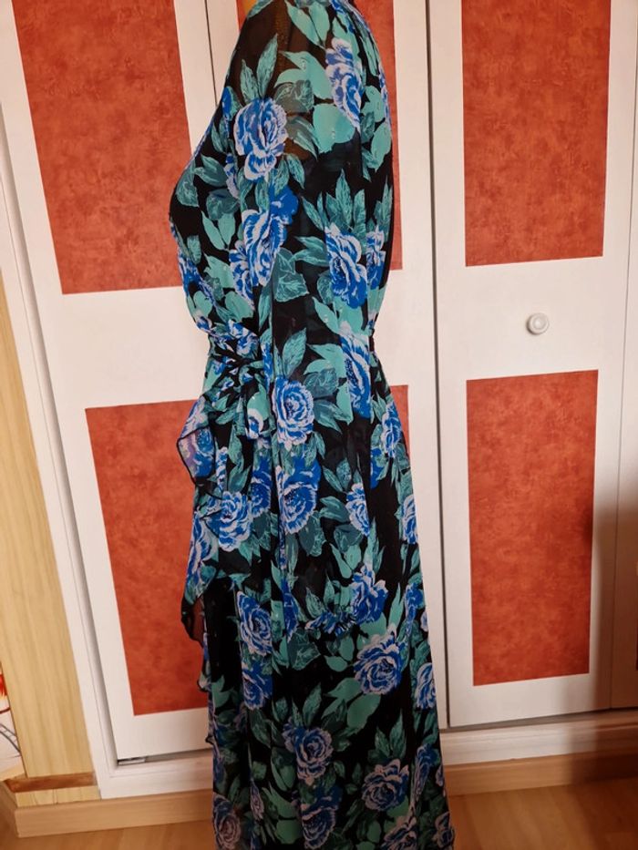 Robe longue asymétrique - photo numéro 2