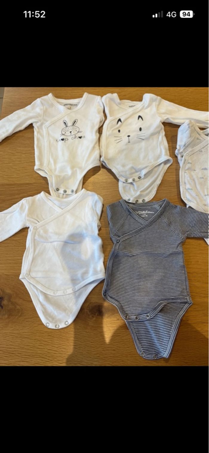 5 bodys mixtes 1 mois