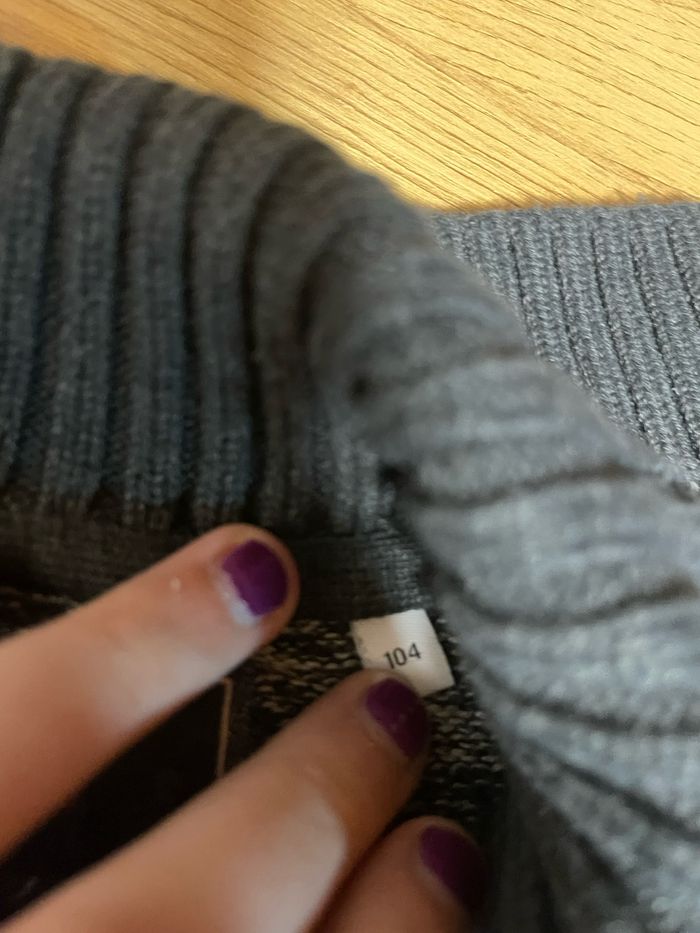 Pull garçon taille 104 - photo numéro 4