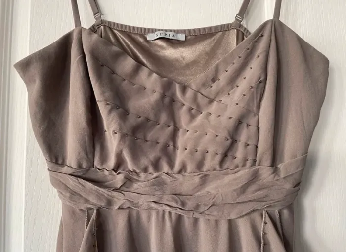 Robe Beige - photo numéro 2