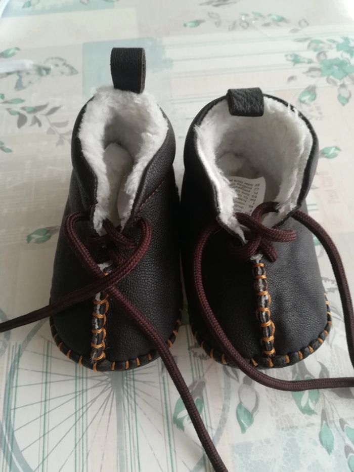 Chaussons bébé fourrés