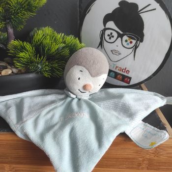 Doudou plat T'choupi Nicotoy bleu rayé rayures gris Dessin Animé Pingouin Noeuds