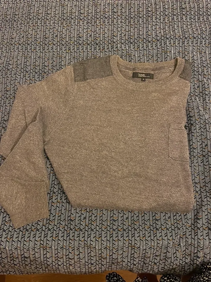 Pull gris