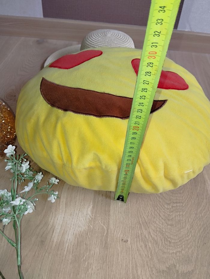 Coussin/oreiller smiley cœur - photo numéro 4