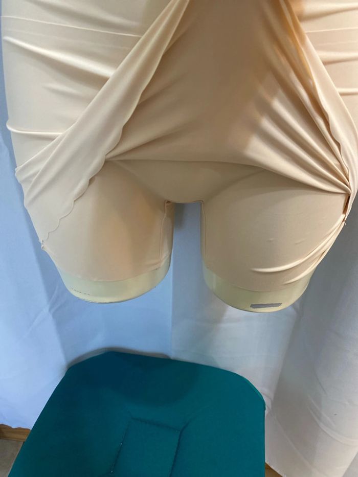 Lot de 2 Panty jupes noir et beige taille XL = 42-44 neufs - n37h - photo numéro 2