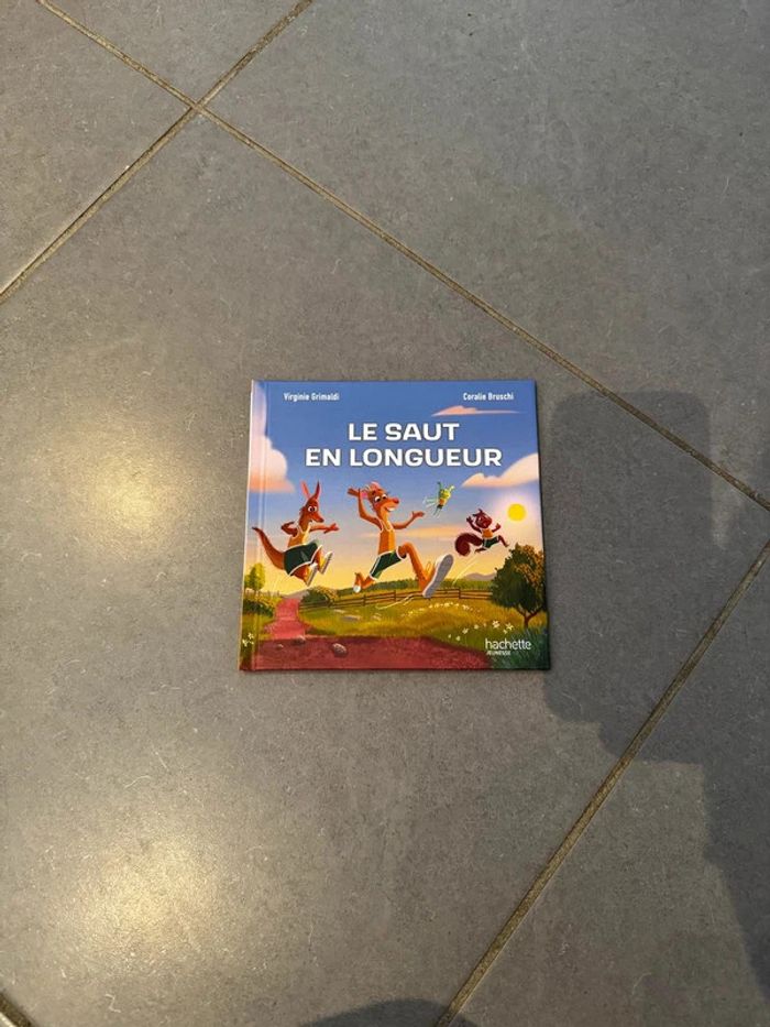 Livre / album - Le saut en longueur - Esprit sportif - Virginie Grimaldi & Coralie Bruschi