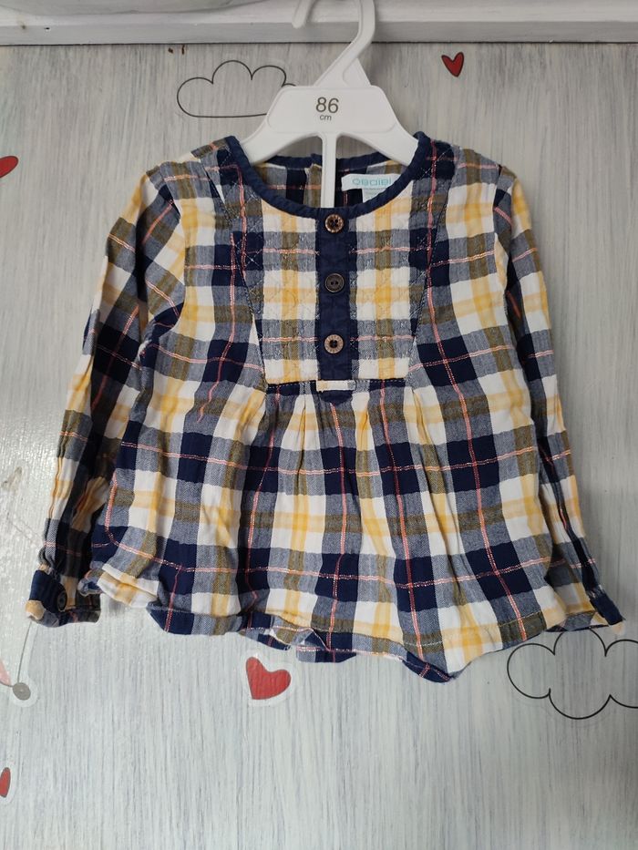 Lot blouses chemisiers chemises 18 mois