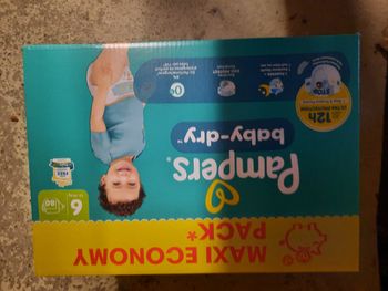 Pampers taille 6 