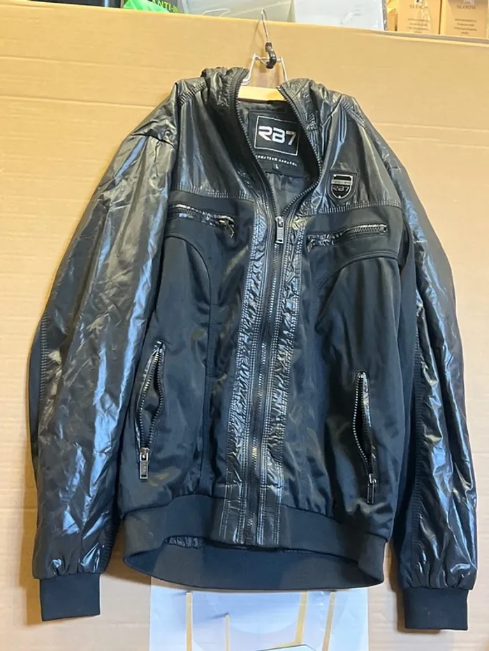 Veste zippé Taille L Homme sport RB7