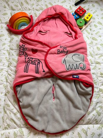 couverture nomade rose et gris 0/6 mois