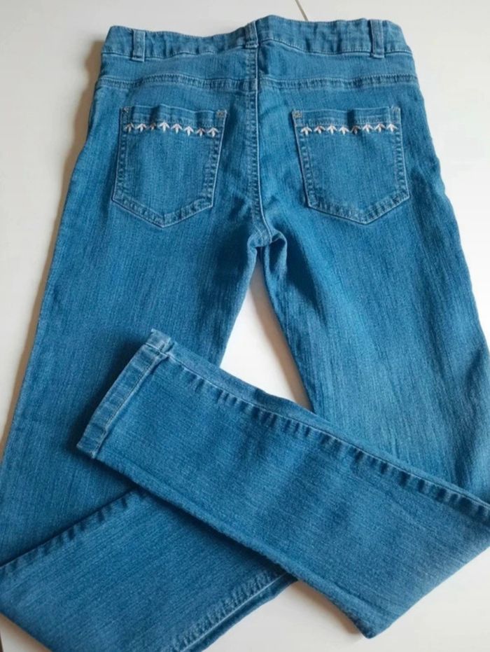Jeans brodé 14A - photo numéro 3