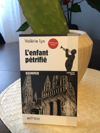 L’enfant pétrifié - Valérie Lys 