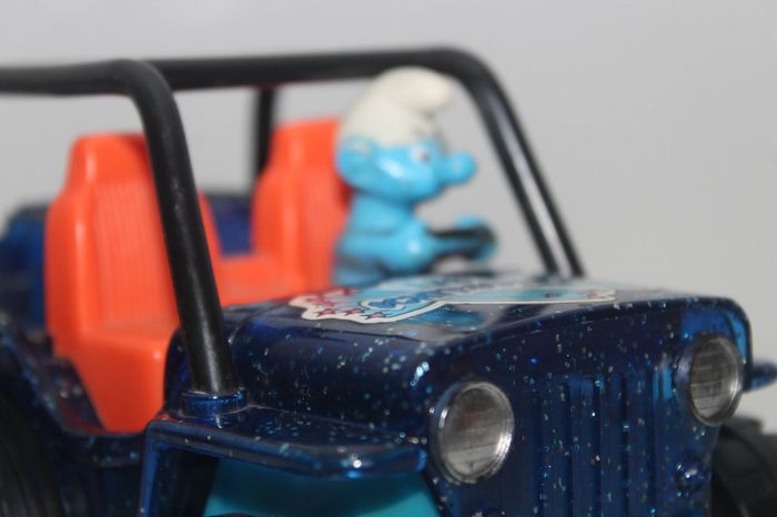 Figurine Voiture Schtroumpf - photo numéro 3