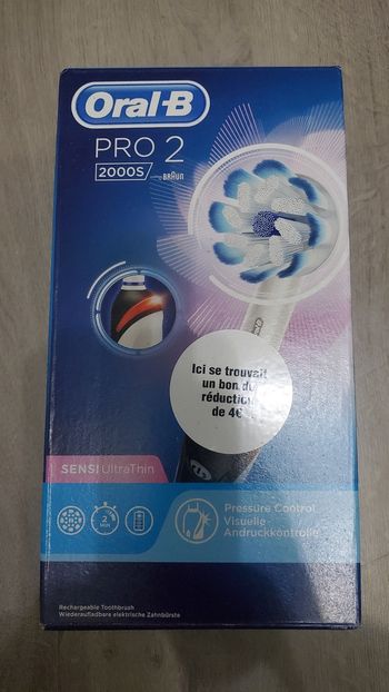 Brosse à Dents Électrique Oral B Pro 2.