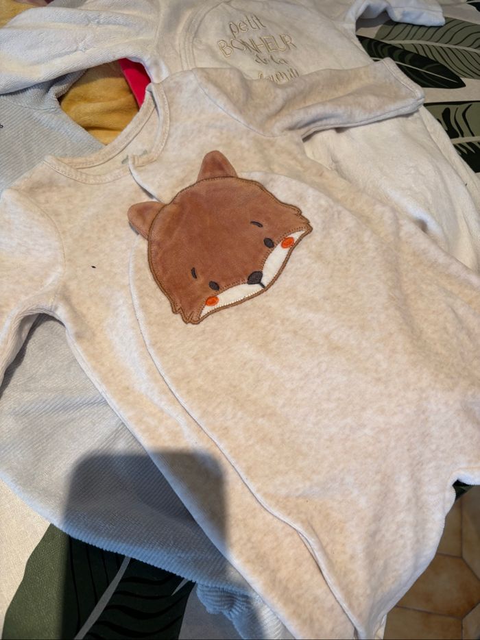 Lot pyjamas - photo numéro 2