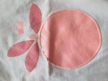 Pyjama combi courte blanc motif pomme rose fluo - T18M - Obaïbi