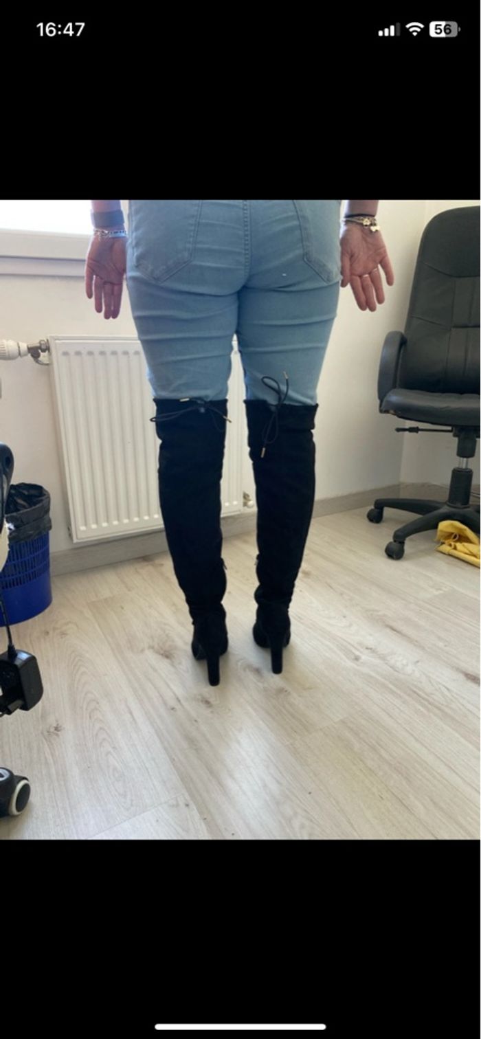 Cuissarde à talons - photo numéro 3