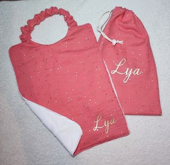 Serviette de cantine et sa pochette