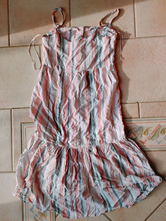 Robe taille 8 - photo numéro 2