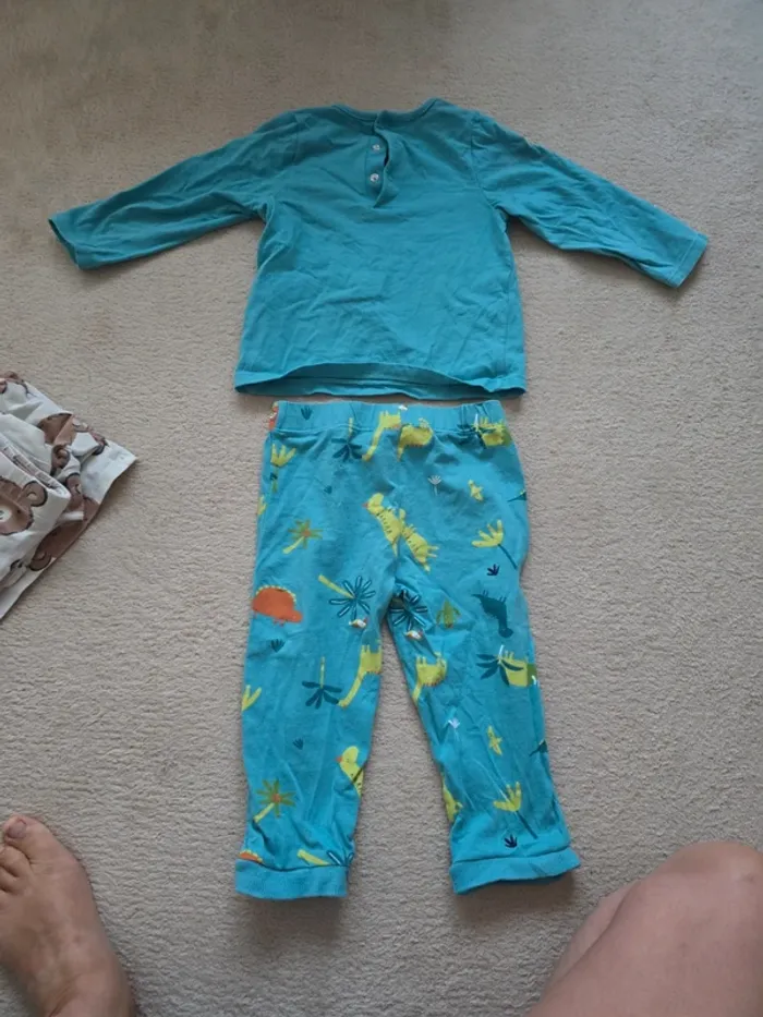 2 ans lot 3 pyjamas 2 pièces - photo numéro 8