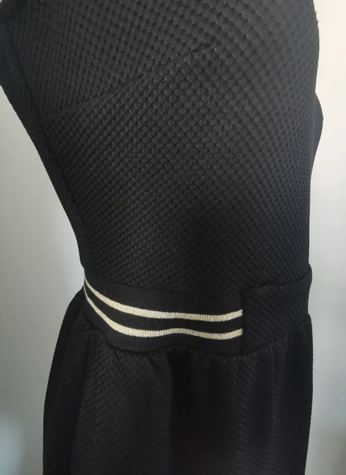 Robe courte Naf Naf taille S - photo numéro 3