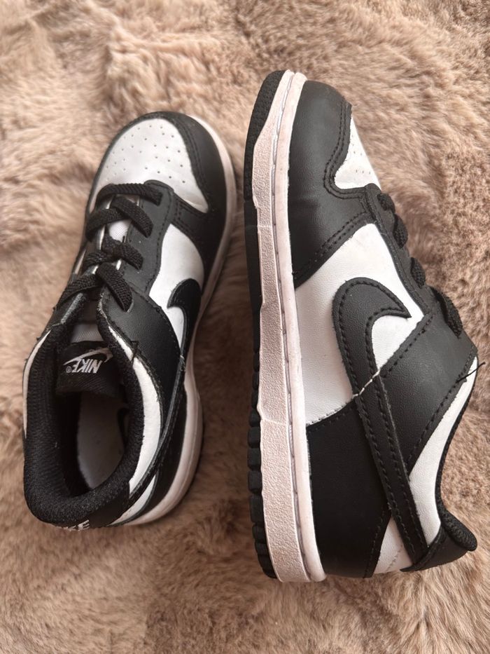 Dunk enfant noir et blanches
