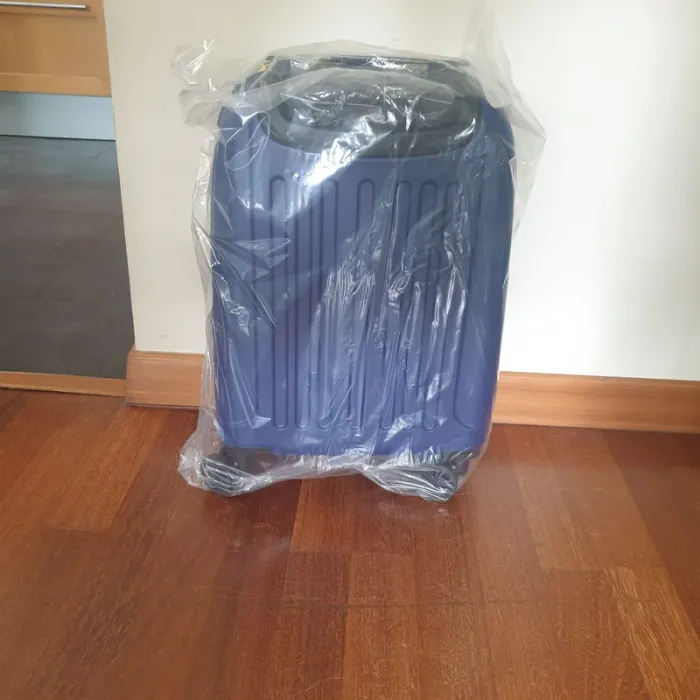 Valise cabine bleu Pitch avec fermeture zip jaune neuve - photo numéro 3