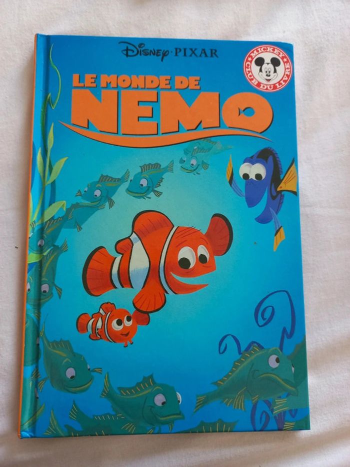 Lot de 3 livres du club juniors mickey, le monde de nemo,ambi et les 102 dalmatiens - photo numéro 6