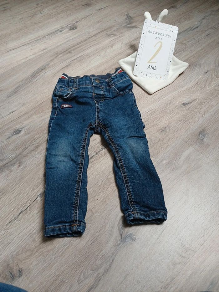 Lot de deux jeans doublé. 23.24 mois - photo numéro 6