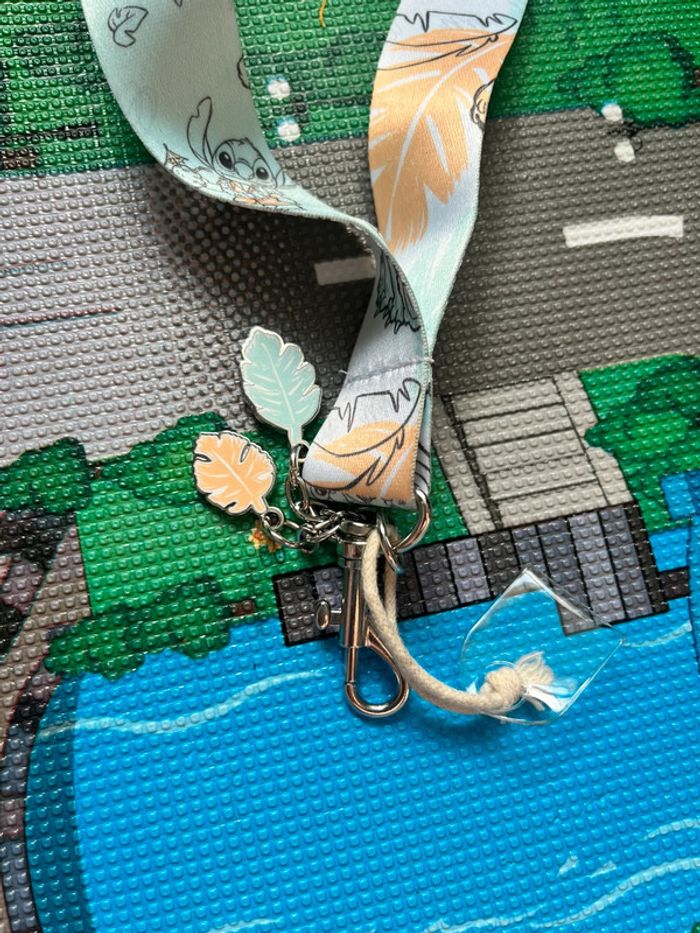 Lanière porte clés stitch Disney - photo numéro 3