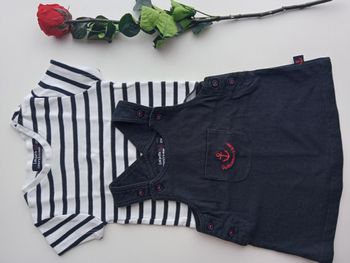 Ensemble robe et t-shirt 12 mois neuf