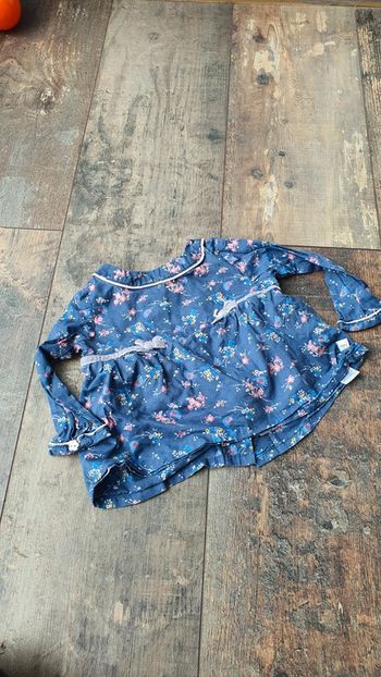 T-shirt  blouse Sergent major 6 mois  en très bon état 👌