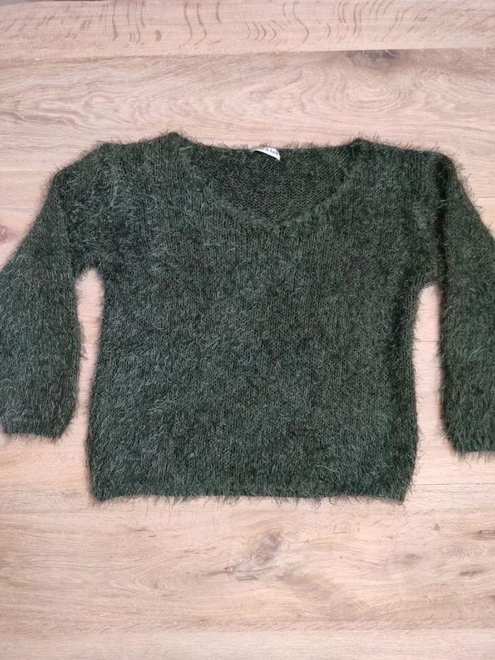 Pull vert à poils - photo numéro 4