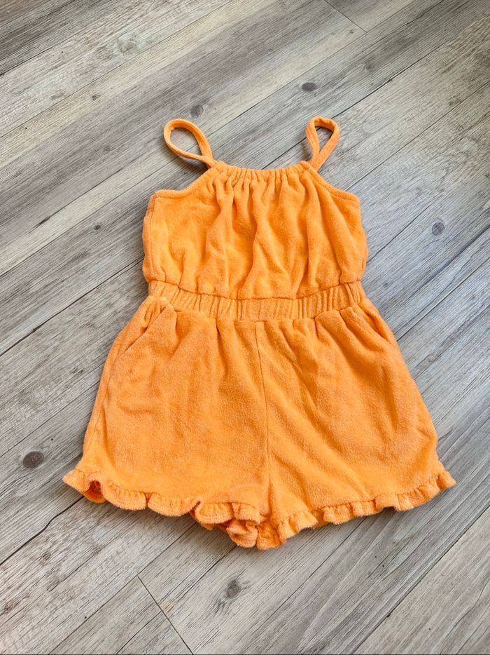 Combishort orange en éponge kiabi fille 5 ans
