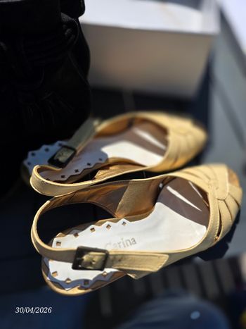 Anna carina sandales