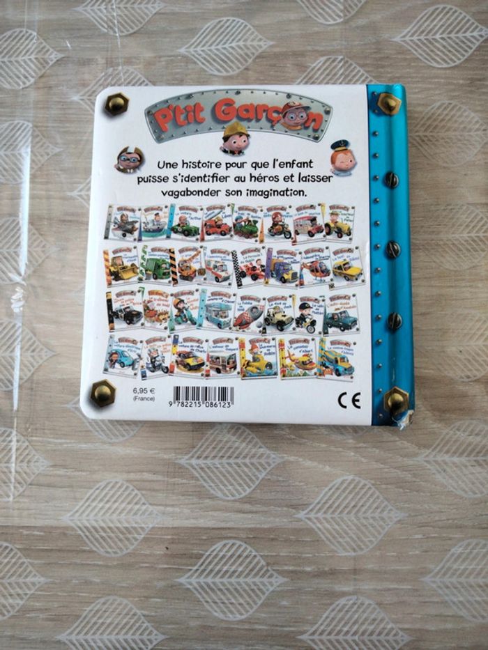 Livre la voiture d'Arthur - photo numéro 2