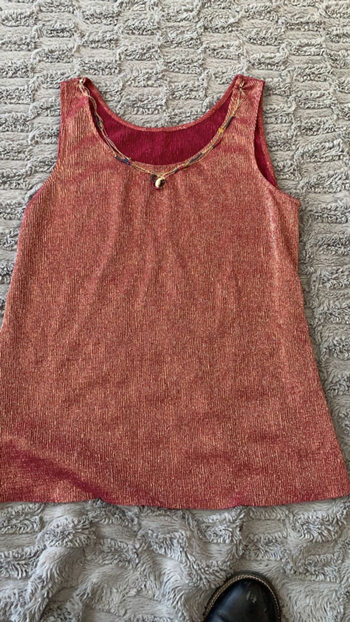 Haut avec chaîne intégré taille M