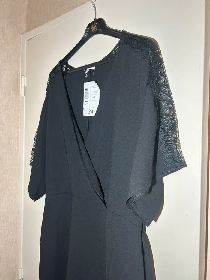Robe noire la halle - photo numéro 4
