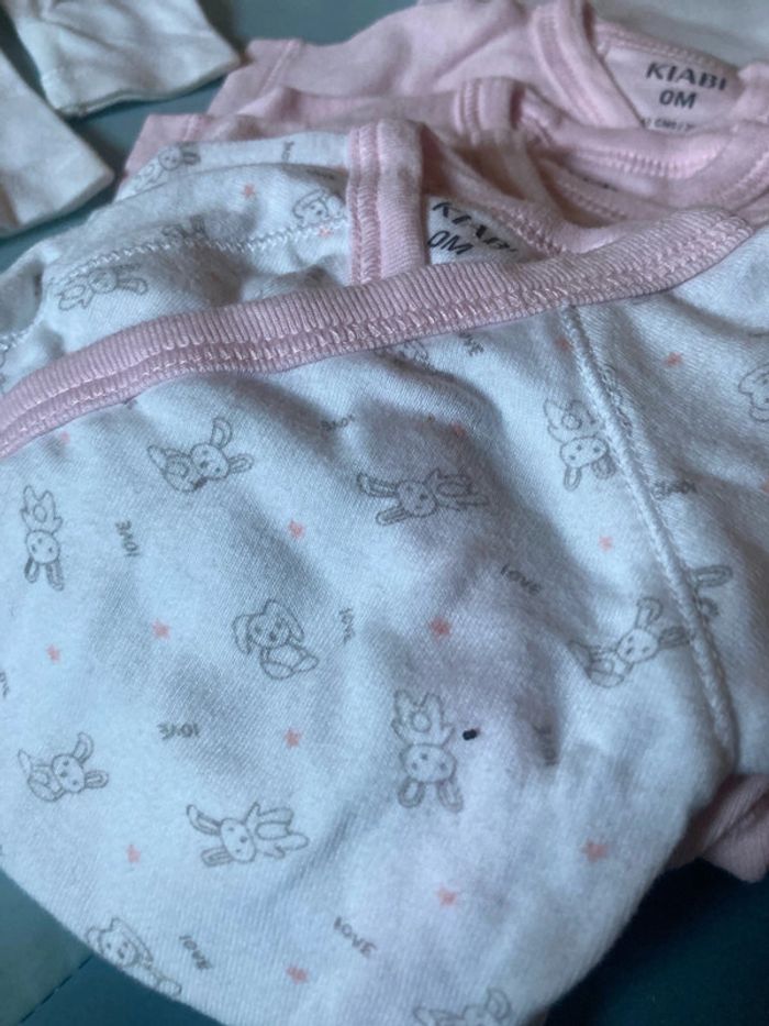 Lot de 14 bodys naissance+pyjama+bonnet+gilet - photo numéro 5
