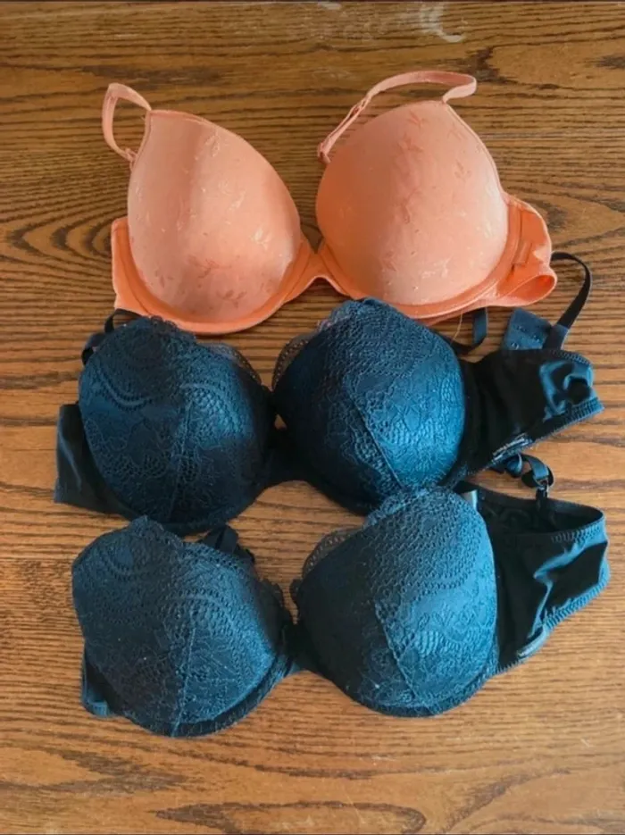 Lot de 3 Soutien gorge Bruno Banani taille 80 B