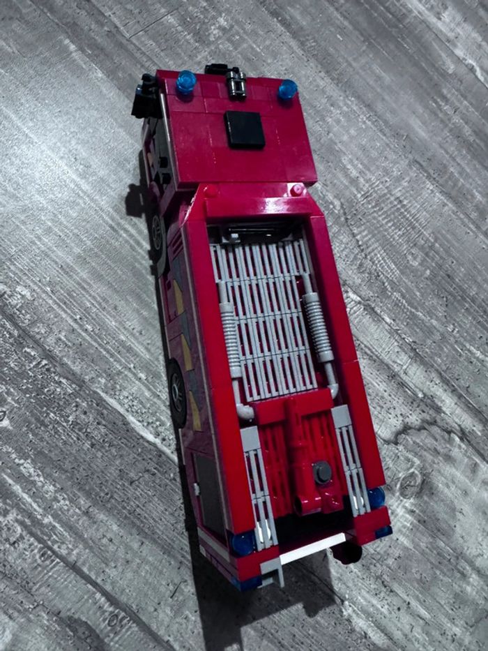Camion de pompiers Belge en block prototype - photo numéro 5