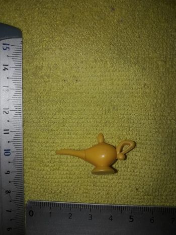 Aladin figurine