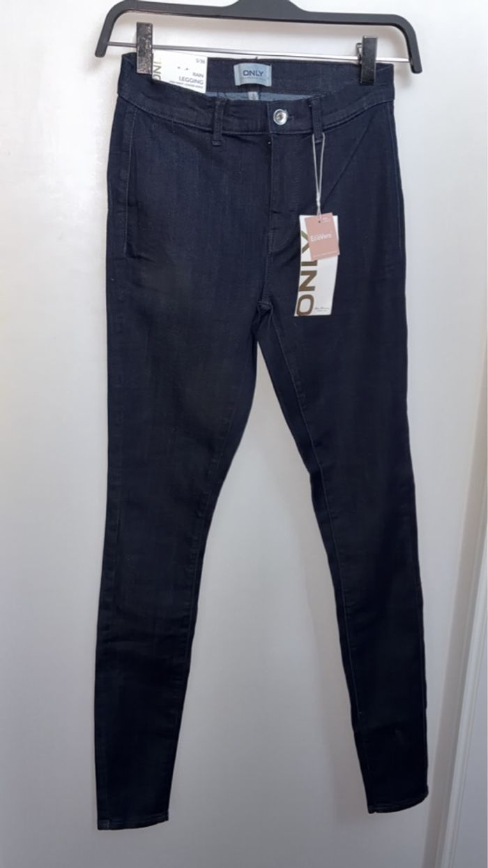 Neuf avec étiquette - ONLY - Jegging Rain (EcoVero) - Taille S/36 - Dark Blue Denim - photo numéro 2