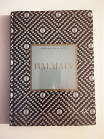 Livre les légendes de la mode sous blister