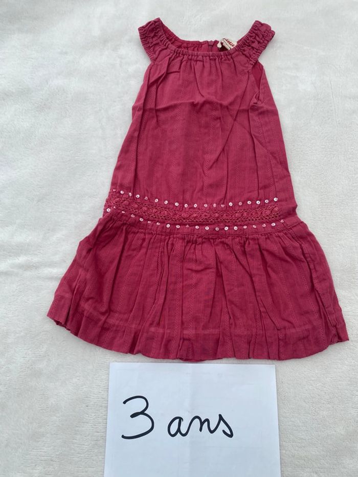 Très belle robe 3 ans