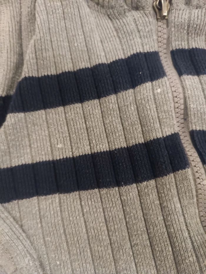 Gilet 5 ans - photo numéro 2