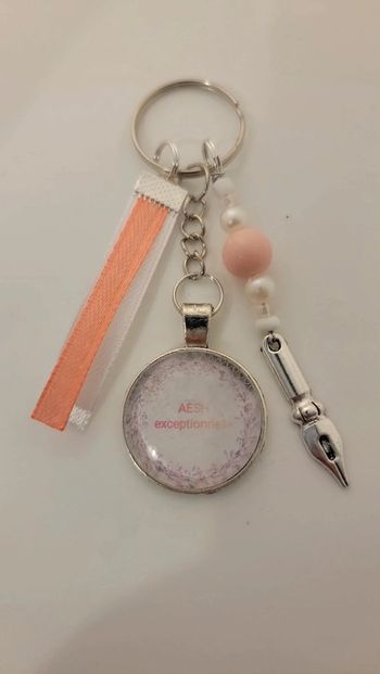 Cadeau Aesh ,porte clé message bijoux de sac " aesh exceptionnelle "